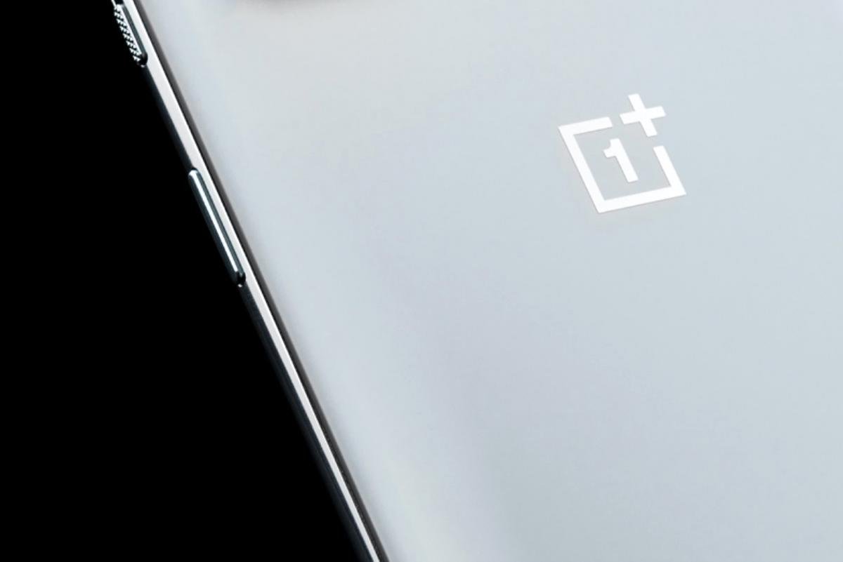 OnePlus 10T tasarımı