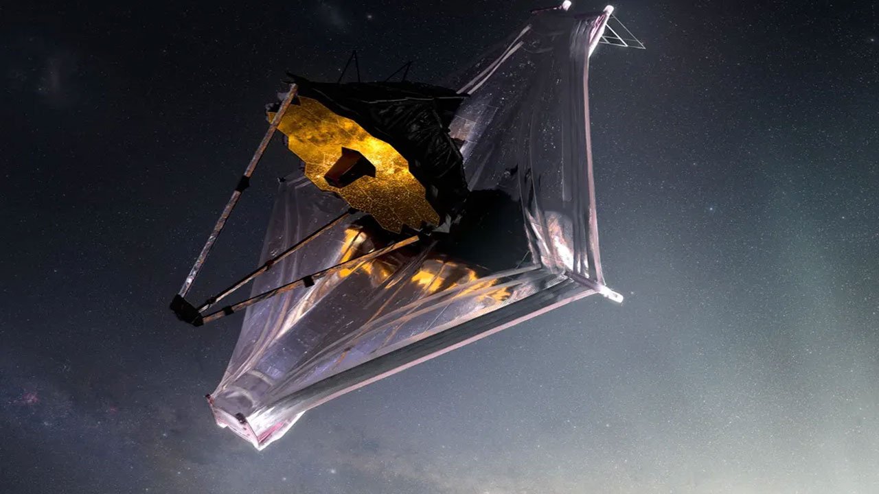 NASA’nın yeni James Webb uzay teleskobu, uzaydaki ilk kazasını yaşadı