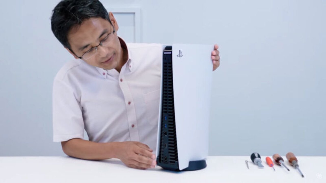 Fiyat artışının hemen ardından, yeni ve daha hafif bir PlayStation 5 modeli de ortaya çıktı