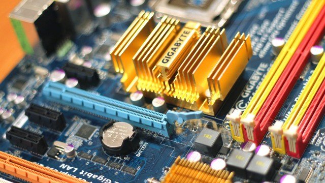 Anakart modeli öğrenme nasıl yapılır?