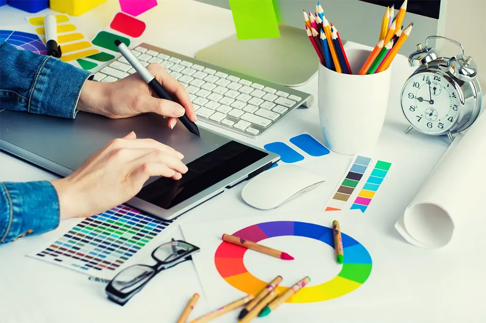 Grafik Tasarım Programı Arayanlar için 10+ Popüler Program
