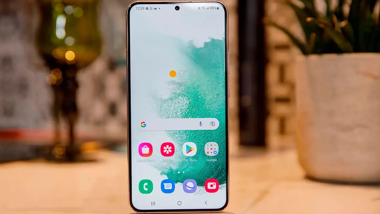 Samsung vites artırdı! Android 14 sandığınızdan daha erken gelebilir