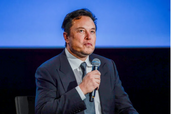 Elon Musk, Apple ile problemlerine açıklık getirdi