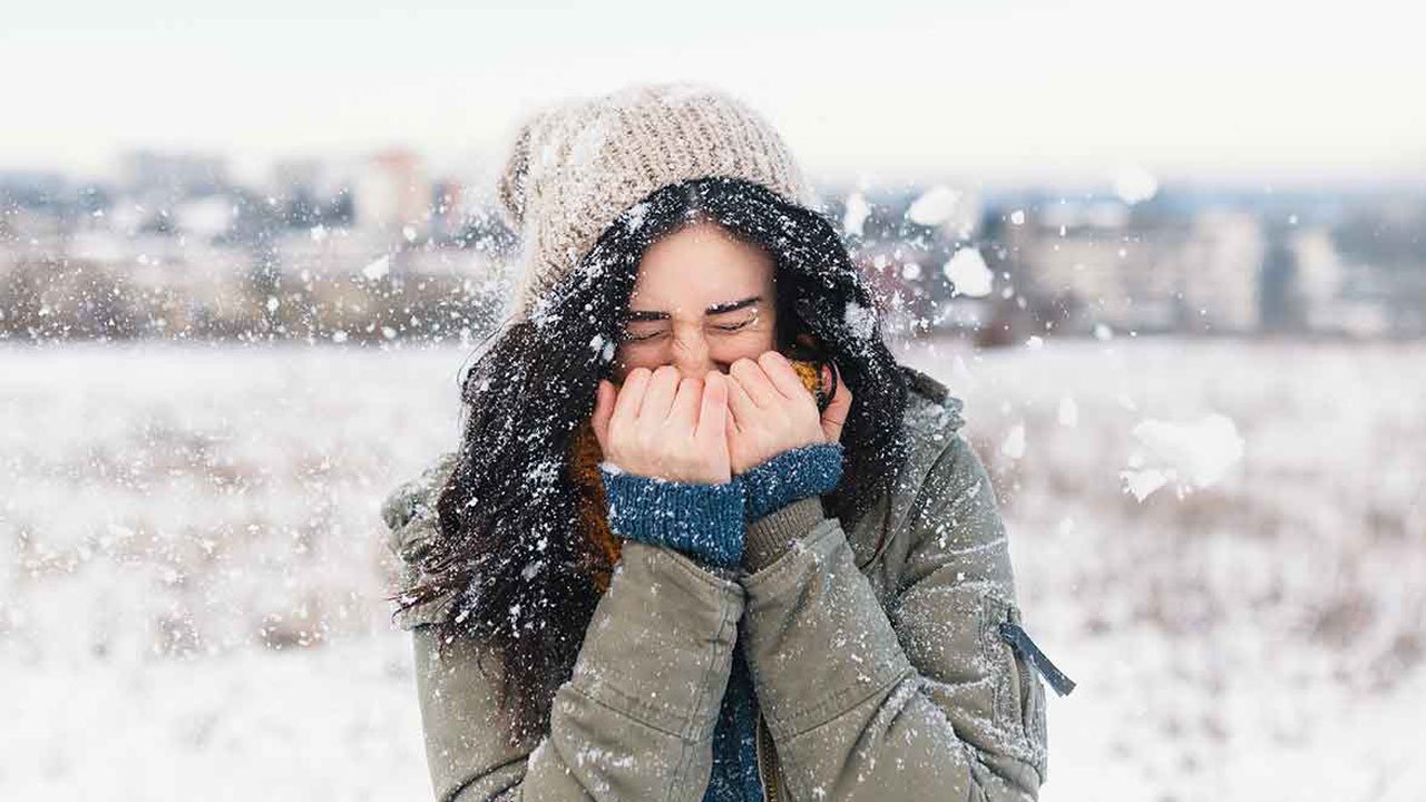 Hayati tehlikeye bile neden olabilen soğuk alerjisi (soğuk ürtikeri) nedir?