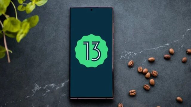 Samsung bir modeli daha Android 13’e geçirdi!