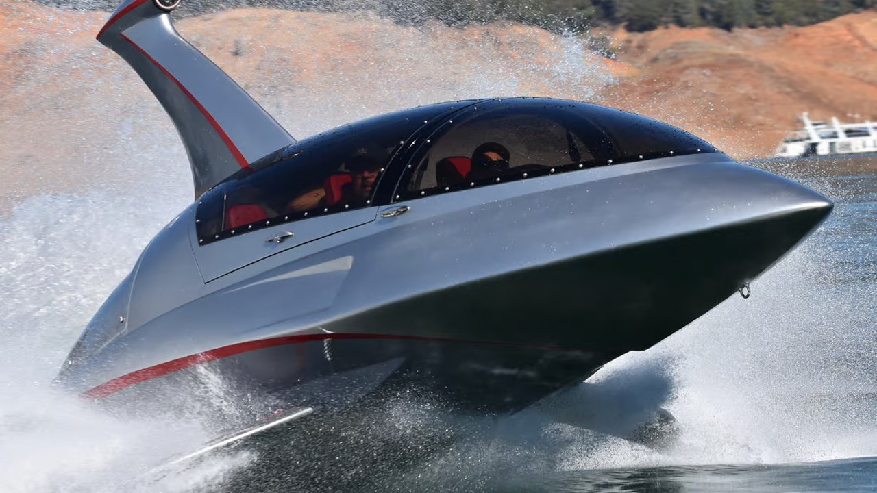 Yarı denizaltı, yarı tekne: Jet Shark ile tanışmaya hazır mısınız?