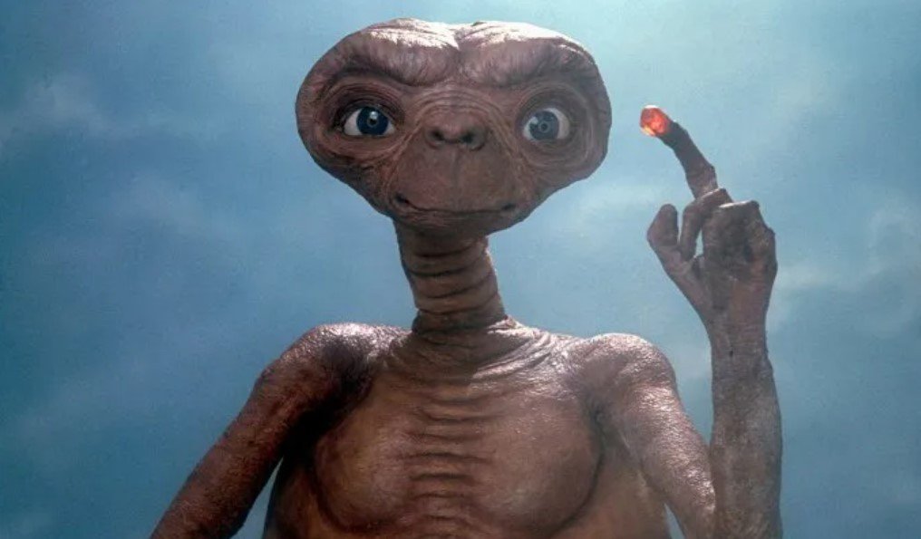 E.T. (1982)