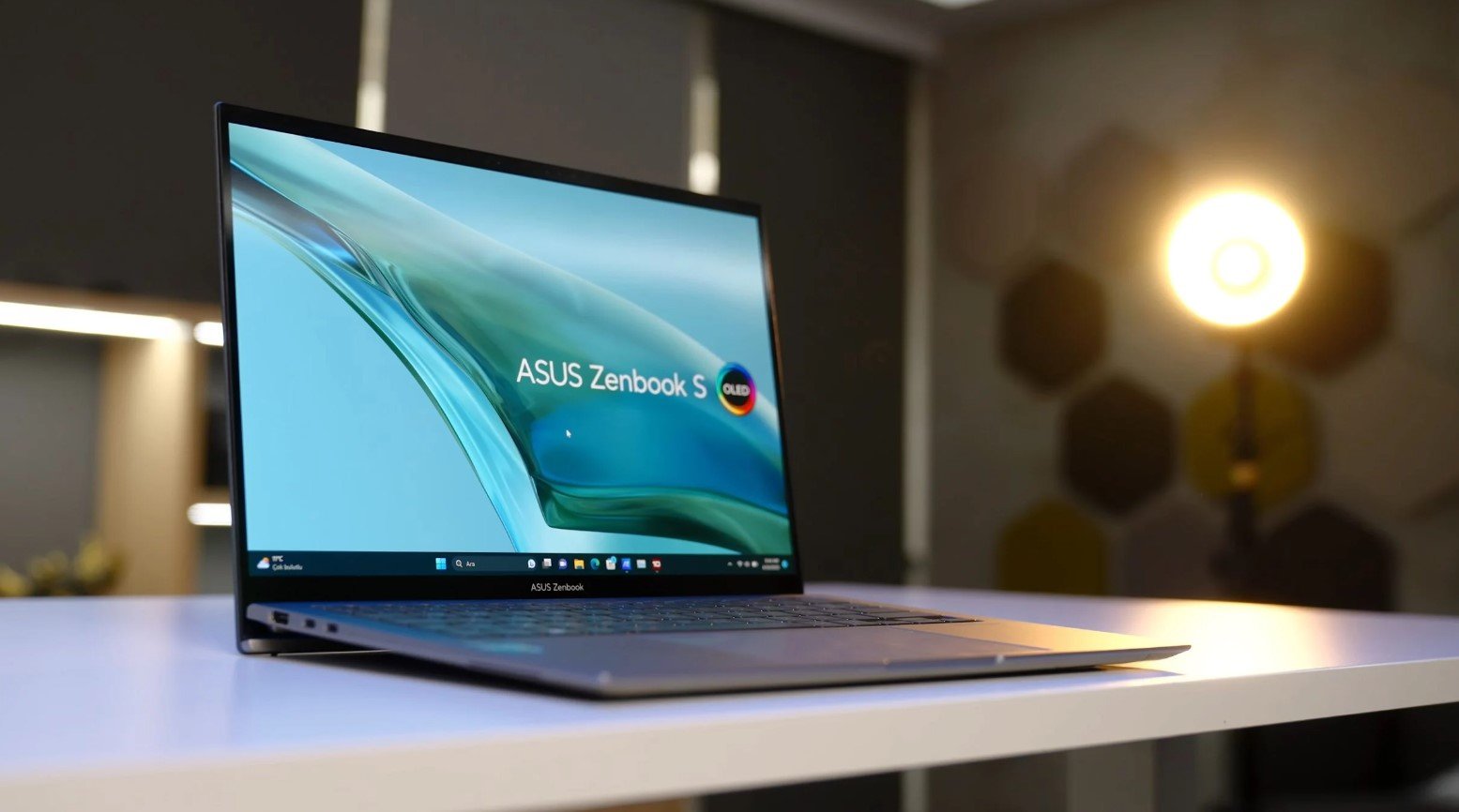Zenbook S 13 OLED
