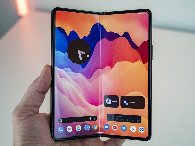 Galaxy Z Fold 4 tasarımı