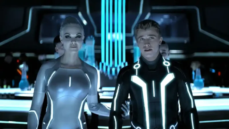 Tron Efsanesi (2010) filmi, bilinen en iyi yapay zeka filmleri arasında yer alır.