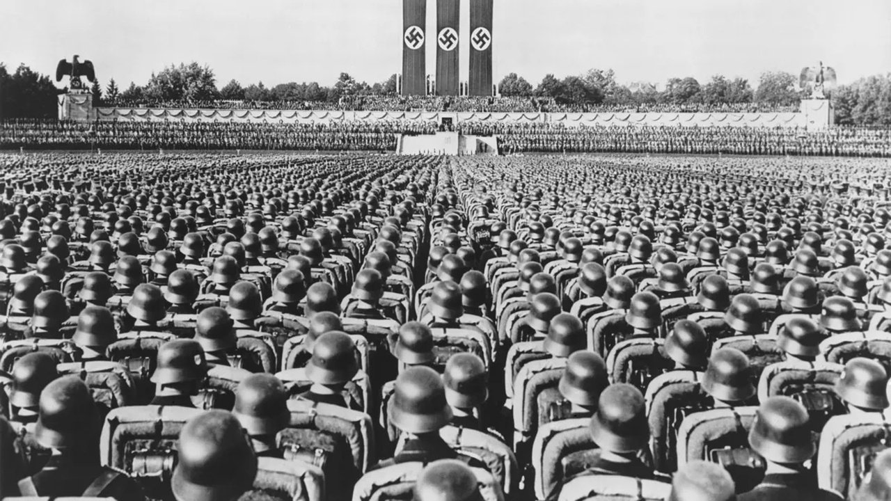 Nazi Almanyası, çalışmalara çok önce başlasa da neden ABD'den önce atom bombası yapamadı?
