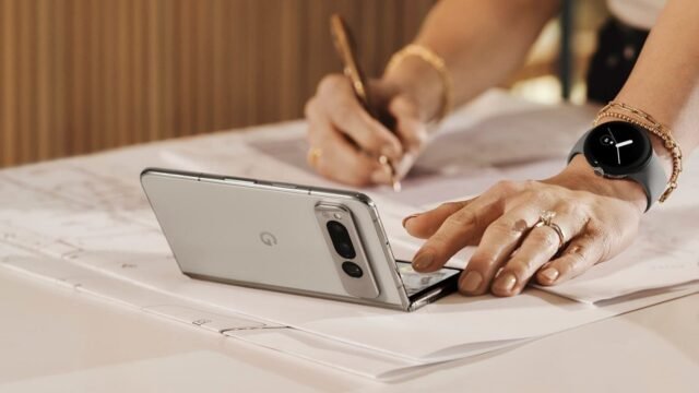 Çiçeği burnunda Pixel Fold sorunlarla gündemde!