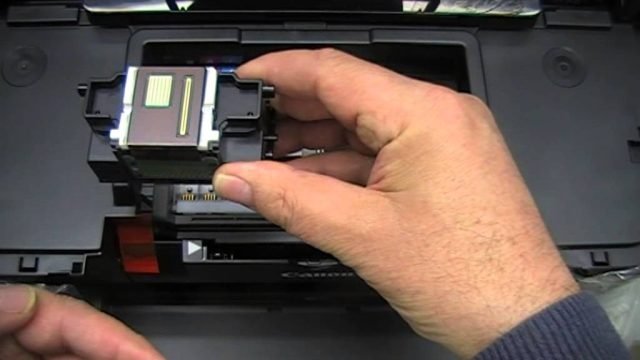 Renk Uyumsuzluğu veya Bozuk Baskılar Sorunu 3 Yazıcı başlık sorunlarını gösteren görsel
