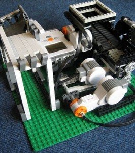Lego'dan yapılmış robotlar
