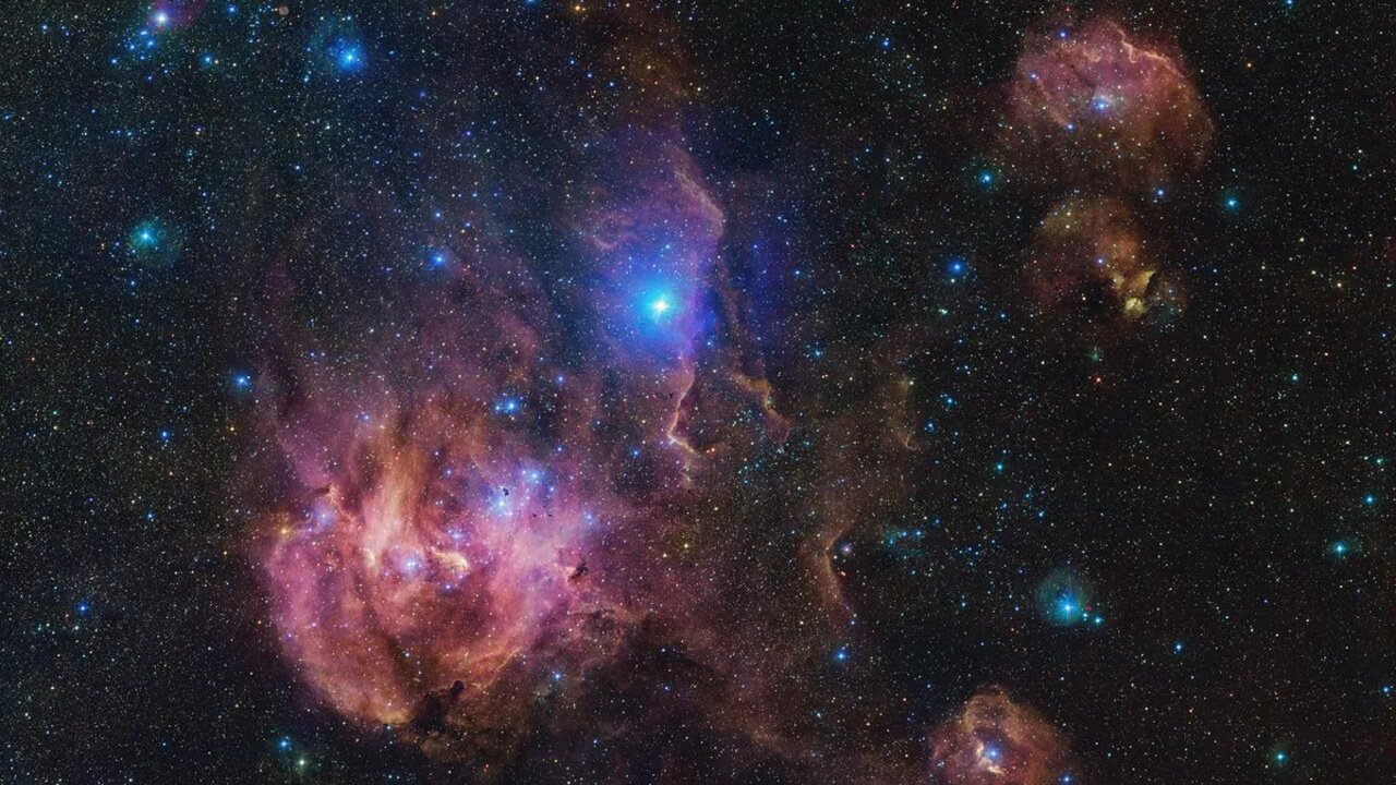 "Koşan Tavuk Nebulasının" 1,5 milyar piksellik büyüleyici görüntüsü yayınlandı